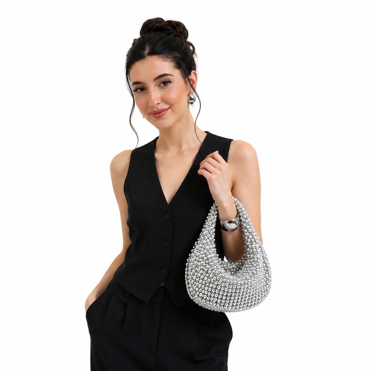 06_chatgpt-image-23-may-2026-23-16-42.webp 5